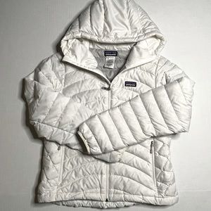 PATAGONIA Down Jacket.